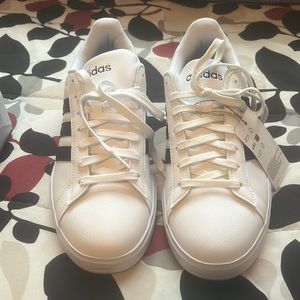 Brand new in box grand court 2.0 adidas sneakers